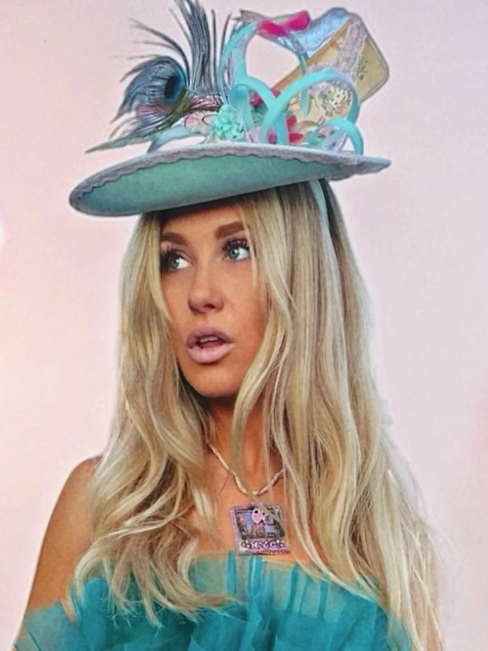 Aqua Feathered Fascinator Hat for Women - Elegant Event Headpiece